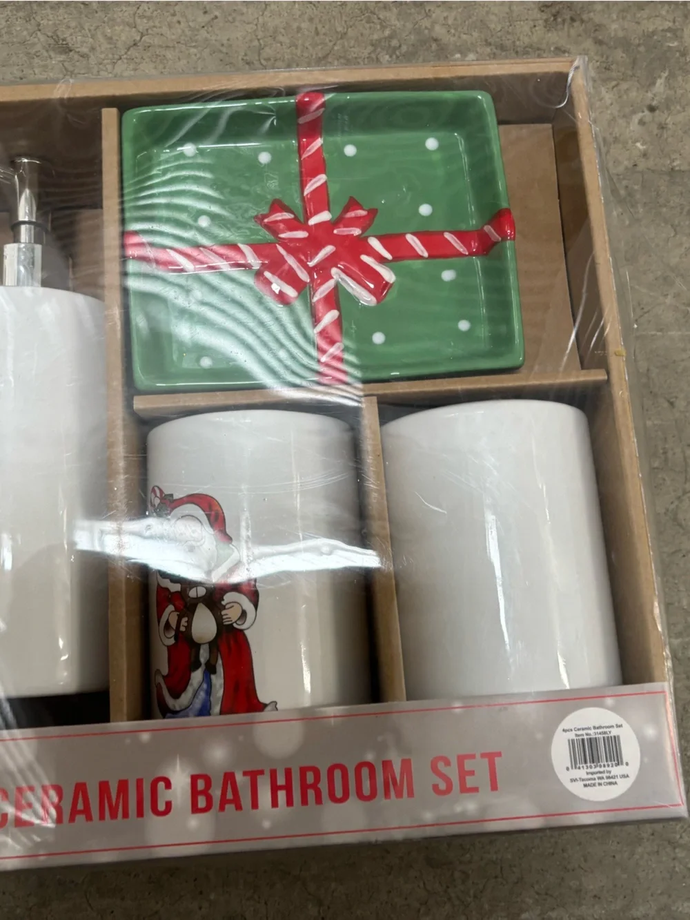 Holiday Ceramic Bathroom Accessory Set - White & Green